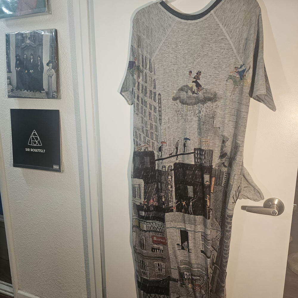 Inoah Graphic T Shirt Dress Medium City Print Pockets - Picture 6 of 8